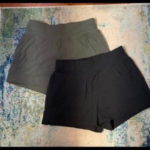 Athleta Trekkie north short bundle